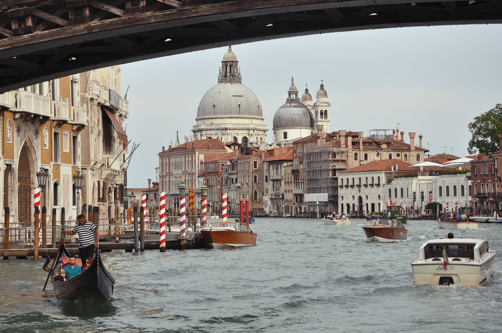 Włochy - Wenecja. Widok na Canal Grande i Bazylikę Santa Maria della Salute.